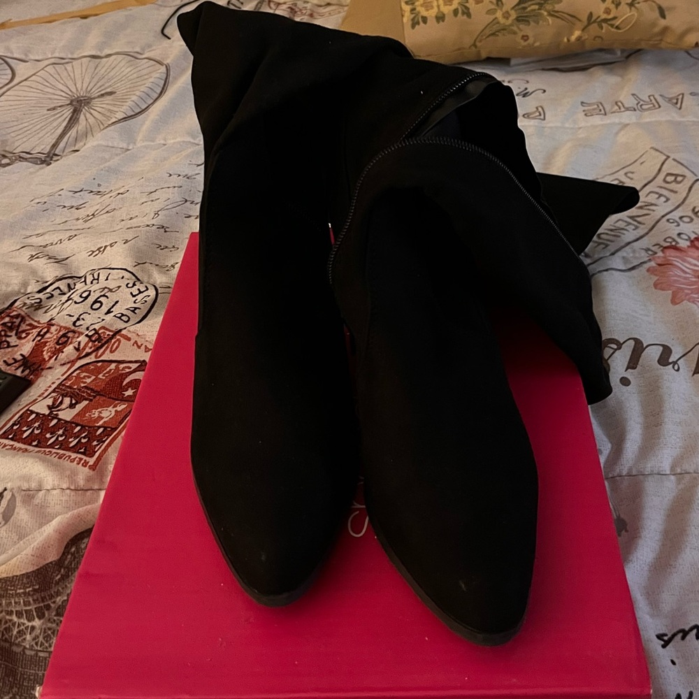 Over the knee high heel boots hidden zipper on the inside